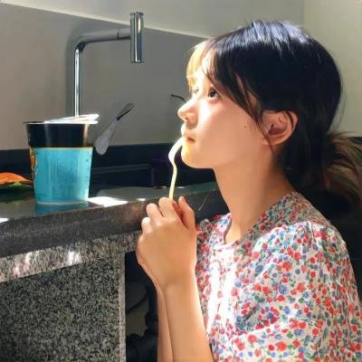 快乐的小鸡